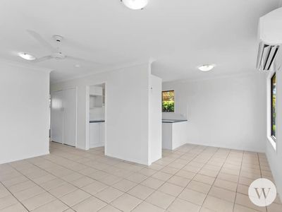 6 Carbeen Crescent, Lawnton