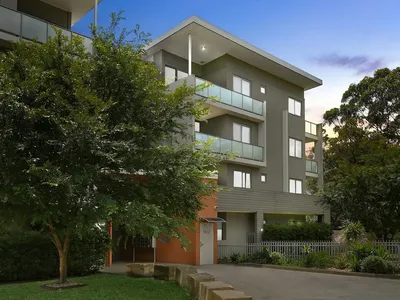 205D / 2 Rowe Drive, Potts Hill