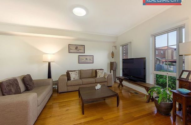 28 / 24 The Ridge, Roxburgh Park