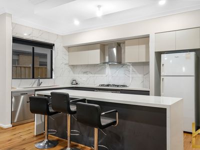 7 Vogue Drive, Wyndham Vale