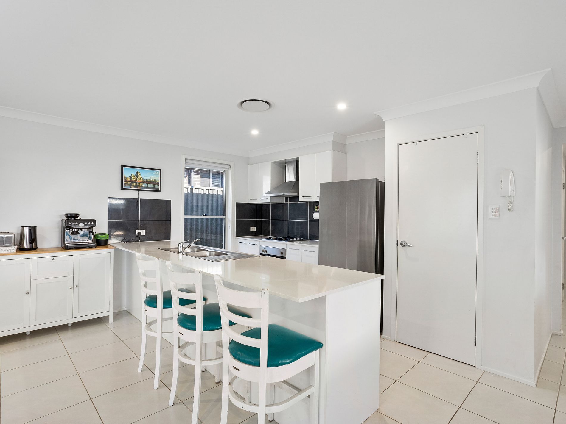 64 Lockheed Hudson Drive, Horsley