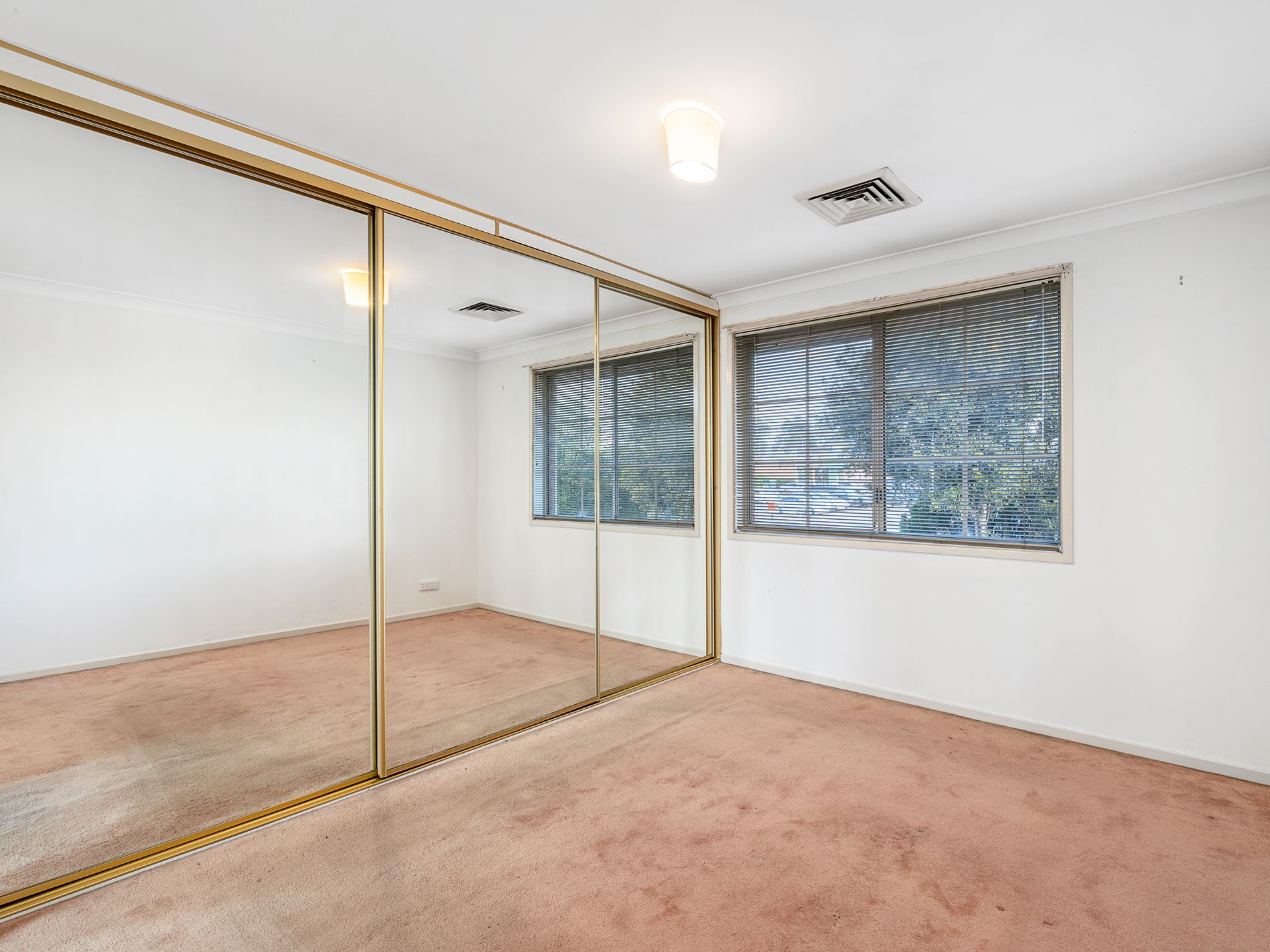 513 Merrylands Road, Merrylands