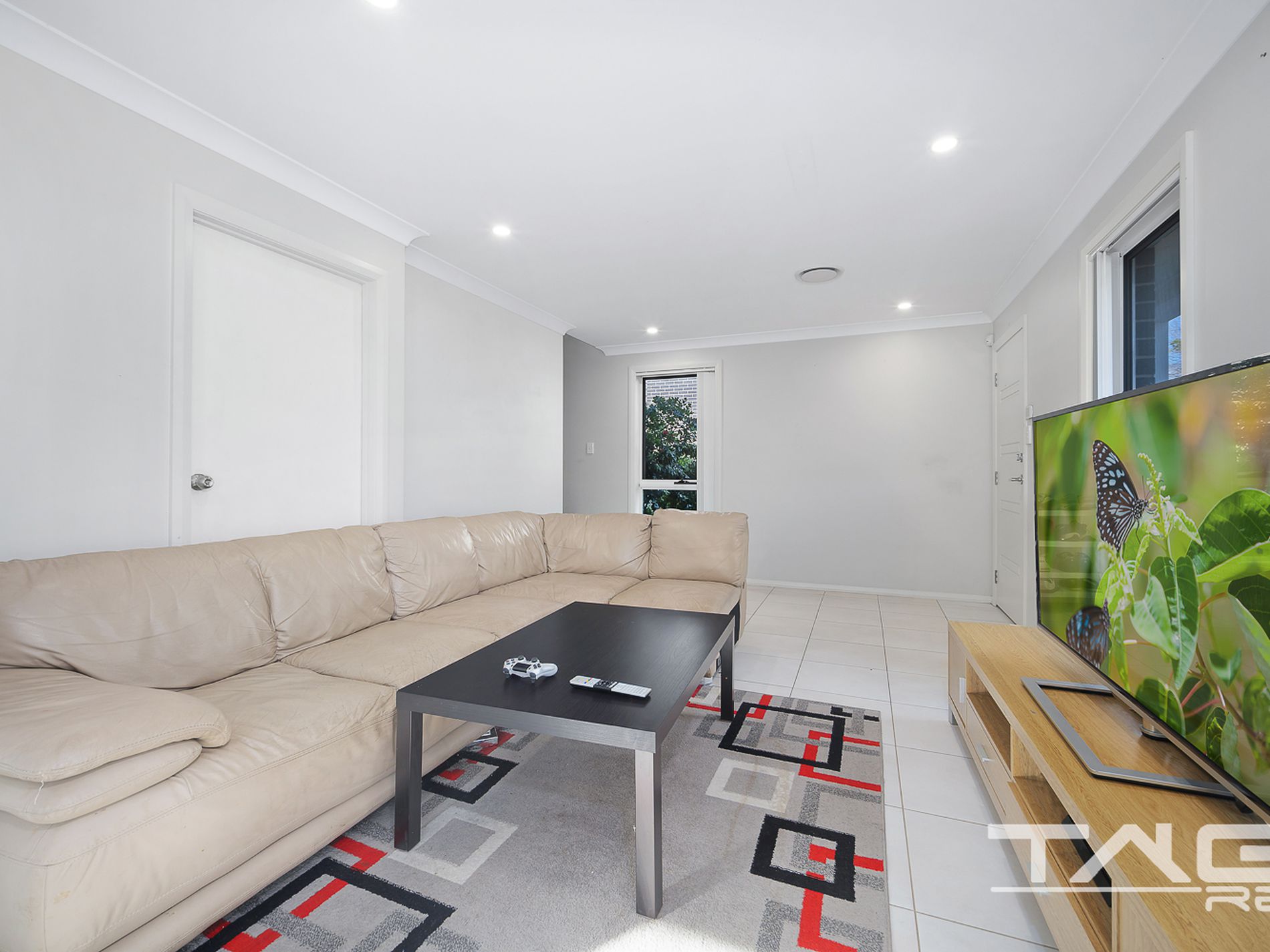 1/49 Canberra Street, Oxley Park