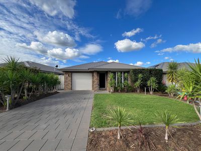 19 Ebor Way, Dubbo
