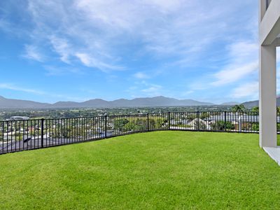 18 Jumna Close , Bentley Park