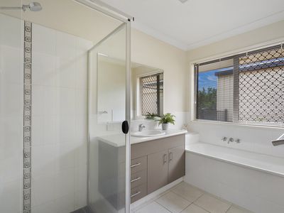 163 Bayley Road, Pine Mountain