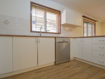 4 Yanderra Crescent, South Hedland