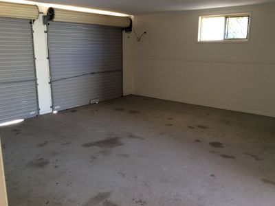 56 Witney, Telina