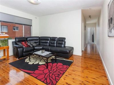 2 / 58 Keira St, Wollongong