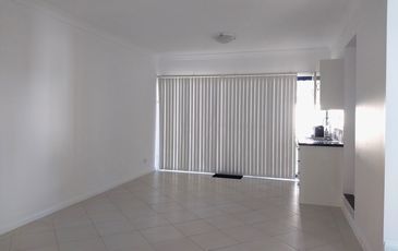 86 Cams Blvd, Summerland Point