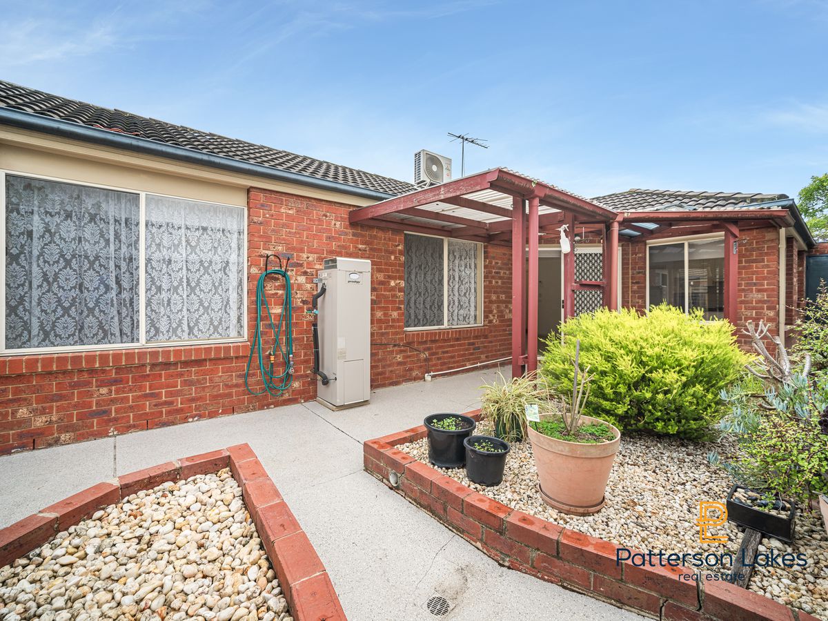 2 / 18 Verbena Crescent, Noble Park