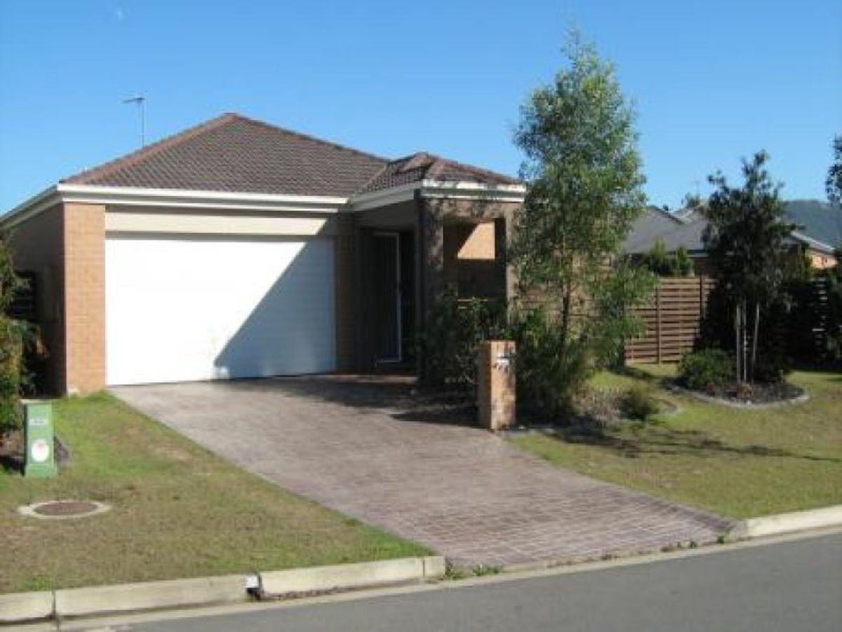 21 Cnr Cobb Drive & Co Drive, Oxenford HC Realty