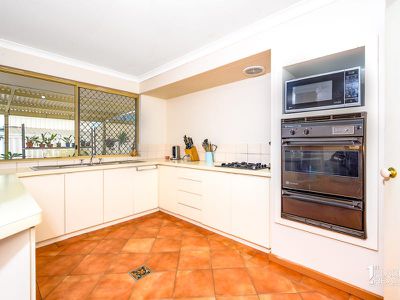 12 Shanto Ct, Dudley Park