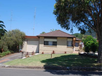 18 Coachwood Drive, Farmborough Heights