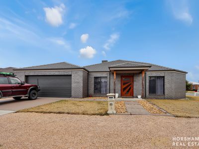 5 Hughes Street, Horsham