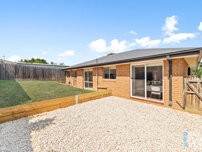 2 Medinah Rise, Hampton Park