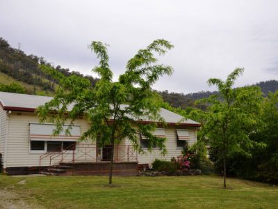 10 Kiewa Crescent, Mount Beauty
