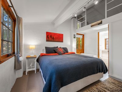 198 Princes Highway, Port Fairy