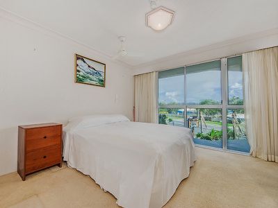 2E / 2 Nineteenth ave, Palm Beach