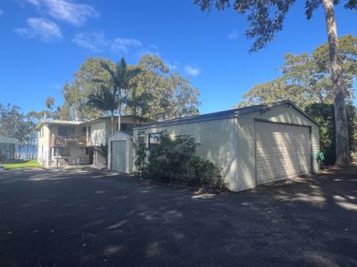 4 Loralyn Avenue, St Georges Basin