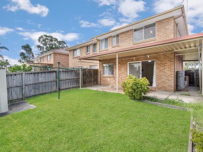 5 Yantara Place, Woodcroft