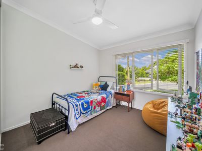 70-74 Upper Perkins Street, Manoora