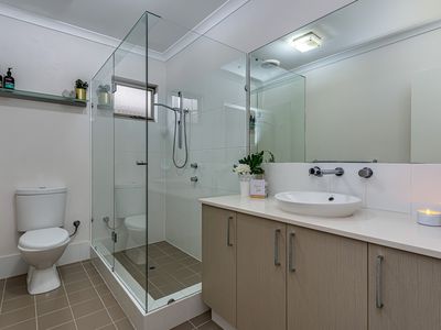 40 Seaside Avenue, Yanchep