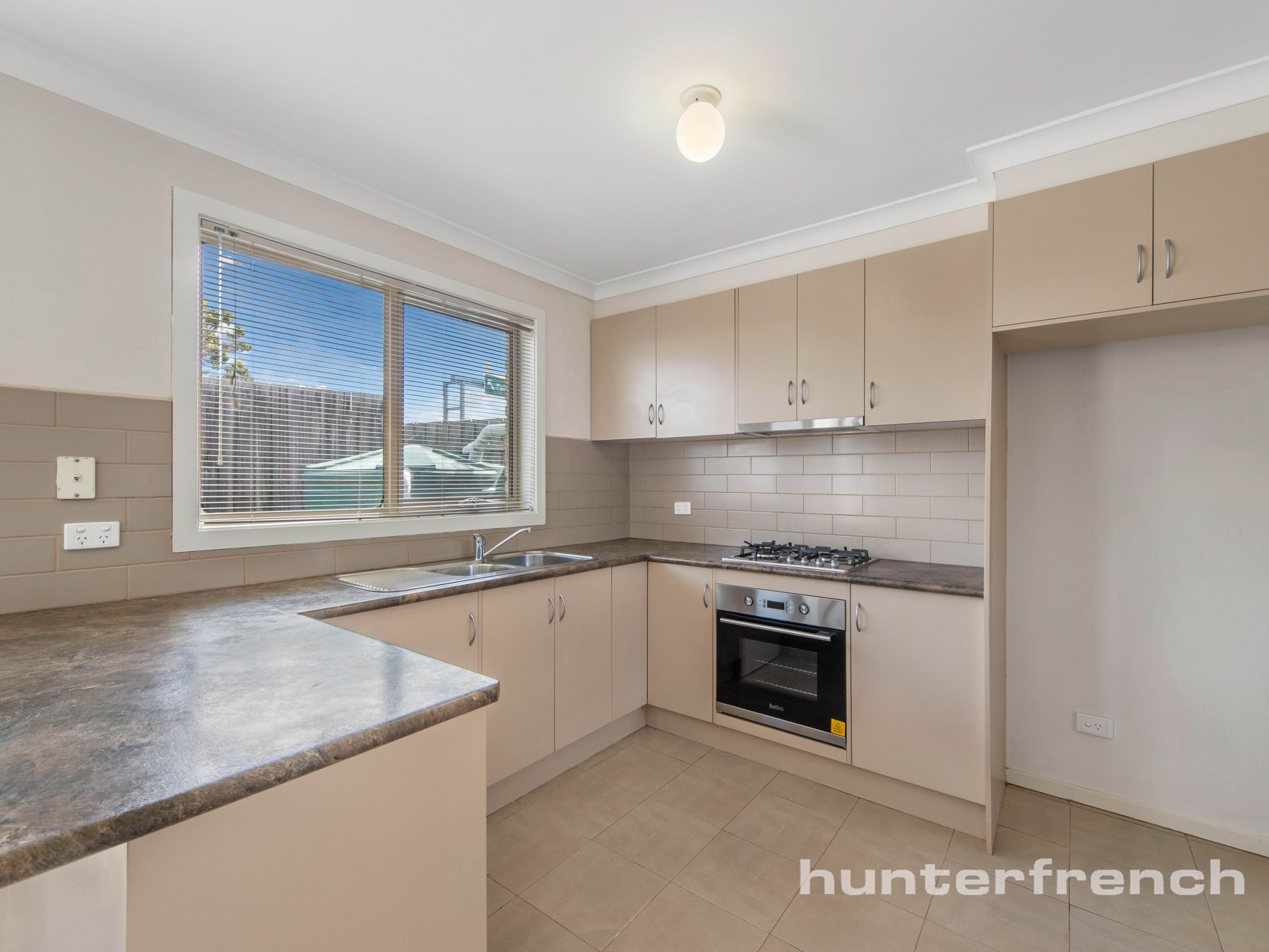 2 / 22 Balmoral Street South, Altona Meadows
