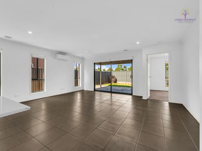 10 Coral Street, Cobblebank