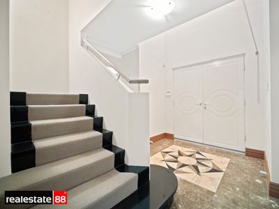 10 Macey Street, East Perth