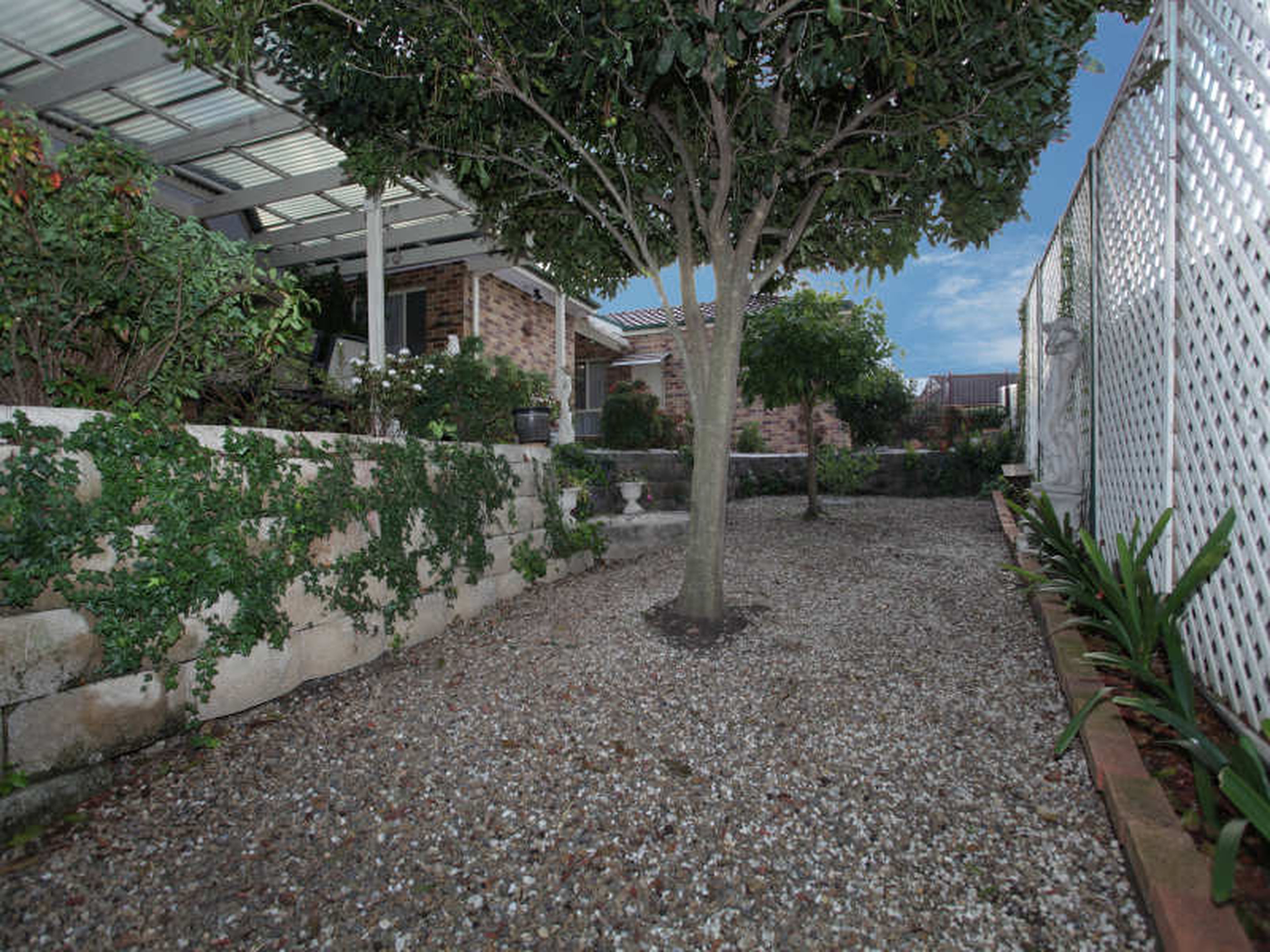 6 Budge Close, GLENMORE PARK