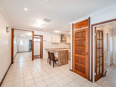 15 Okely Road, Carine