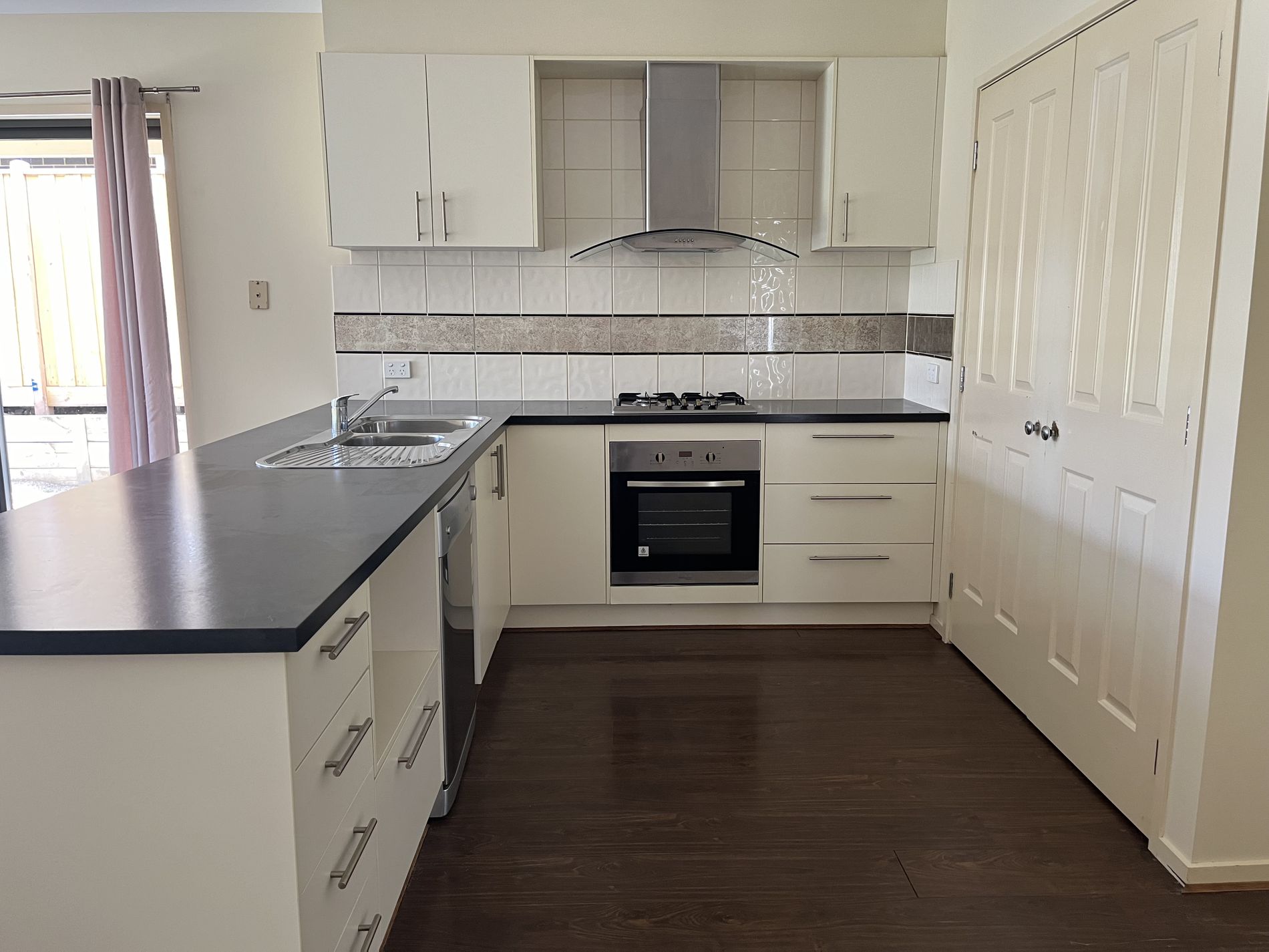 39 Paraffin Drive, Leopold