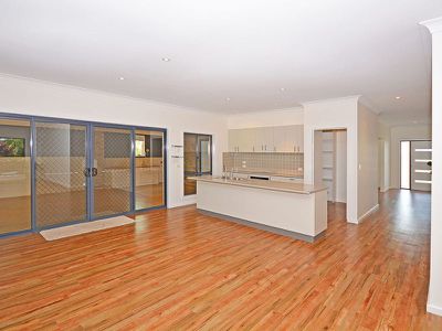 15 Amstal Avenue, Wondunna