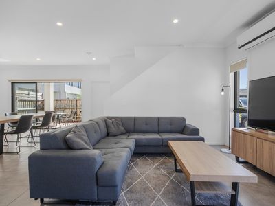 38 Treeve Parkway, Werribee