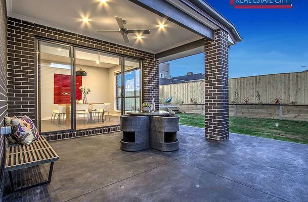 13 Naxos Road, Greenvale