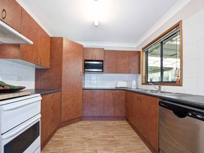 32 Inglewood Street, Morisset