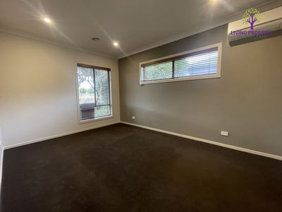 53 Centennial Boulevard, Curlewis