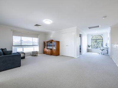 18 Lancaster Park Place, Dubbo