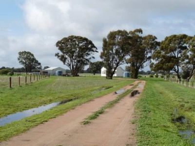 668 Walsh Rd, Horsham