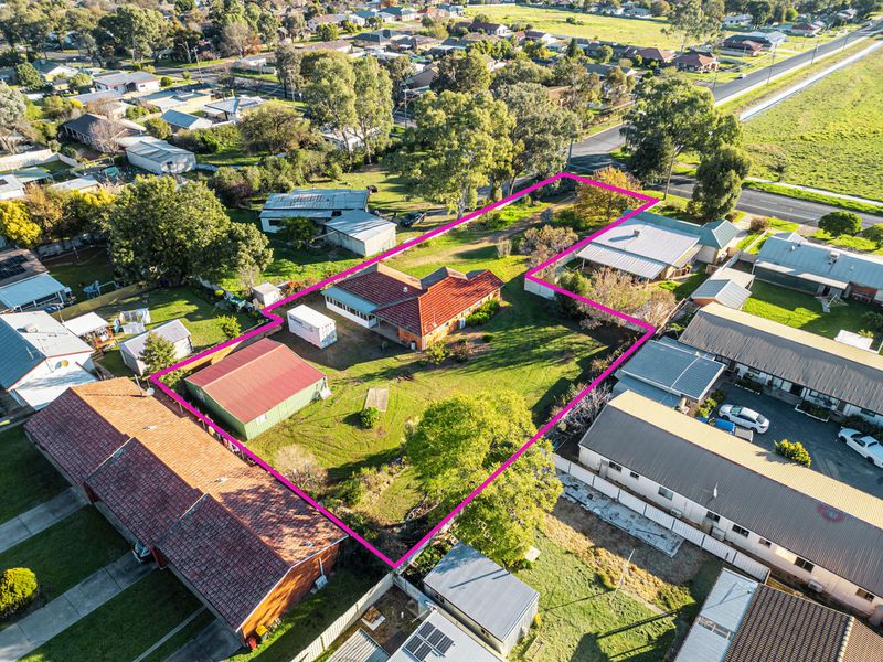 151 Redfern Street, Cowra