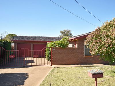26 Howard Avenue, Dubbo