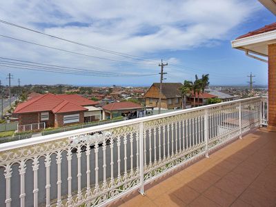 1 / 207 Flagstaff Road, Lake Heights