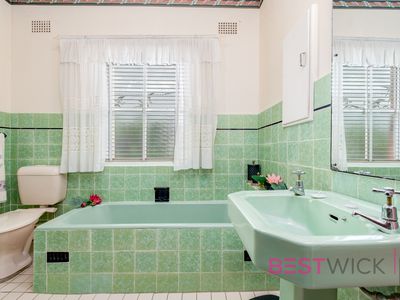 290 Piper Street, Bathurst