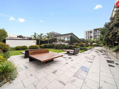 301 / 8 General Boulevard, Edmondson Park