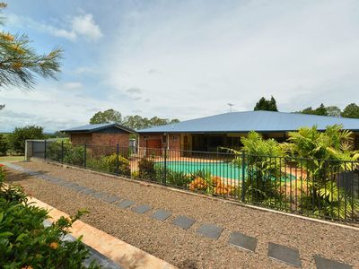 5 Malcolm Road , Tinaroo