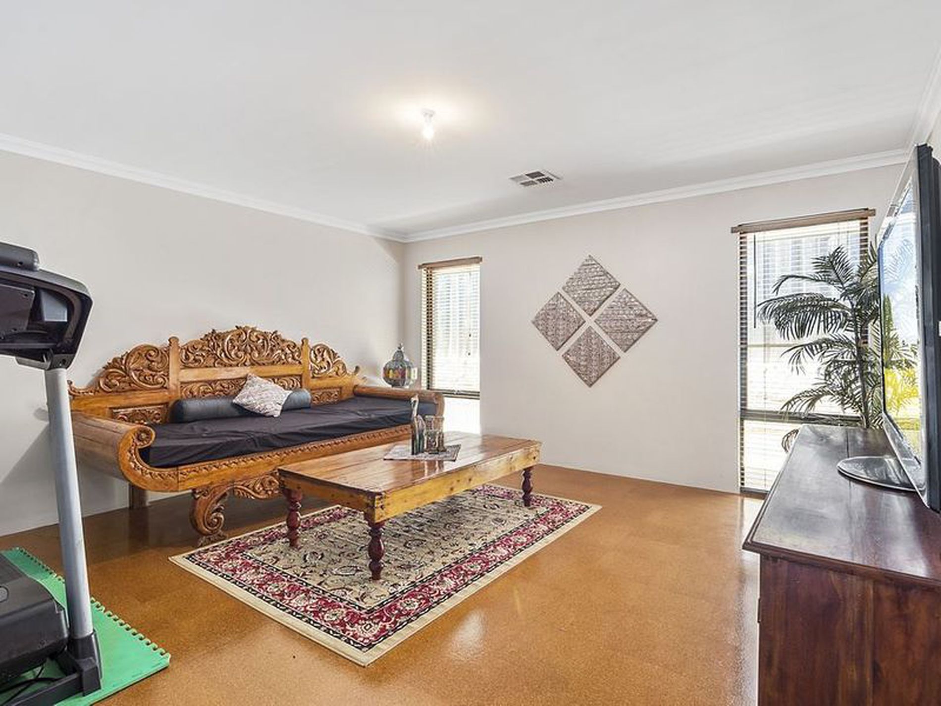 1 Emperor Way, Yanchep