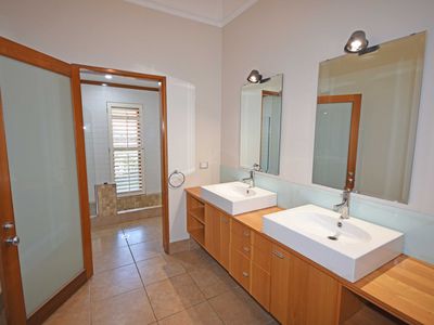 117 Cobra Street, Dubbo