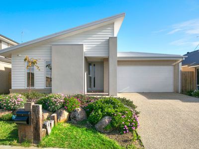 9 Sirrom Crescent, Armstrong Creek