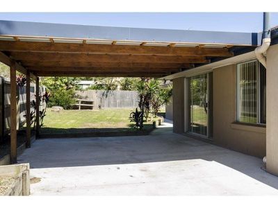 13 Linksland Street, Tewantin